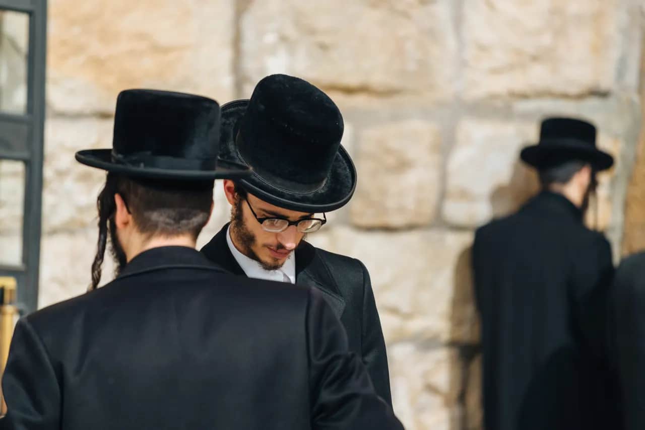 Judaizm w jakich krajach? Odkryj największe społeczności żydowskie